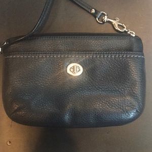 Black wristlet